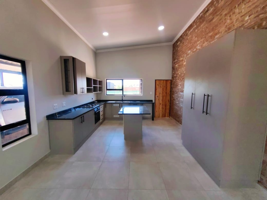2 Bedroom Property for Sale in Waterberry Estate North West